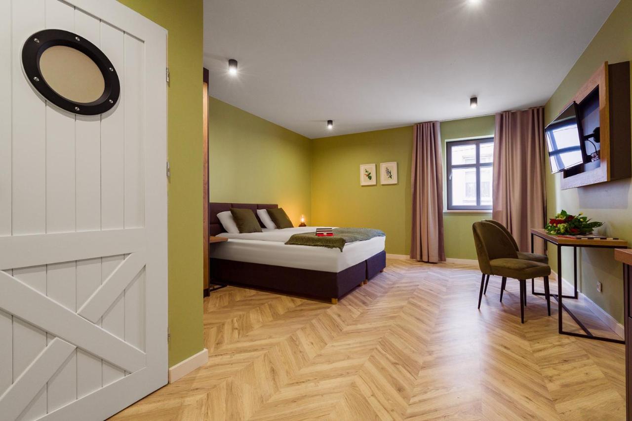 Kamienica Portowa Aparthotel Mikołajki Eksteriør bilde