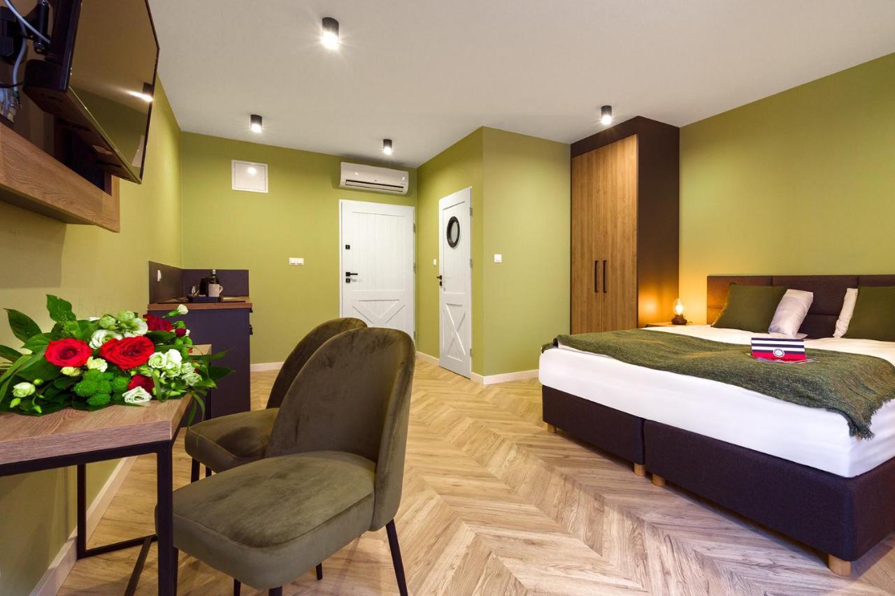 Kamienica Portowa Aparthotel Mikołajki Eksteriør bilde